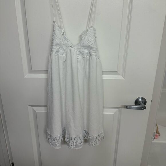 Aura White Lace Trim Sundress Size M – Send Me an Offer! - Picture 2 of 4